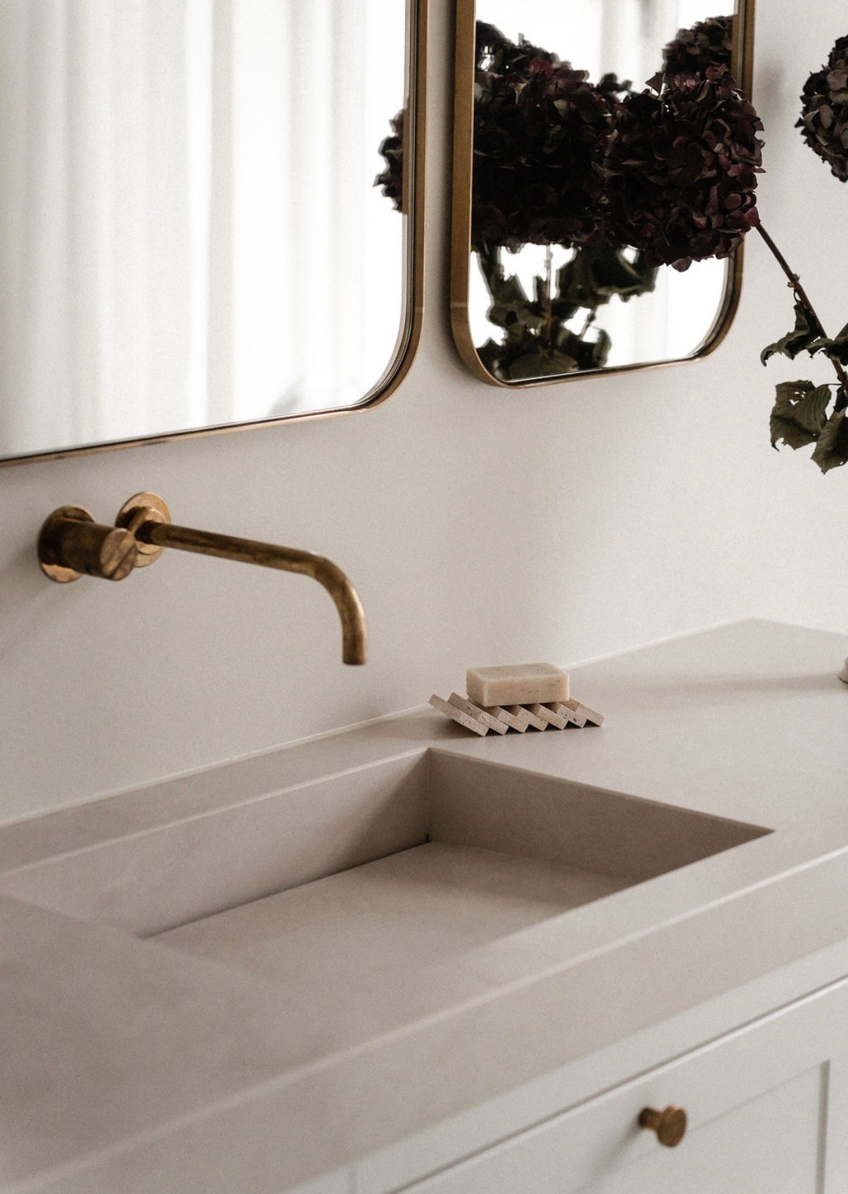 HAVGUS | Travertine, small