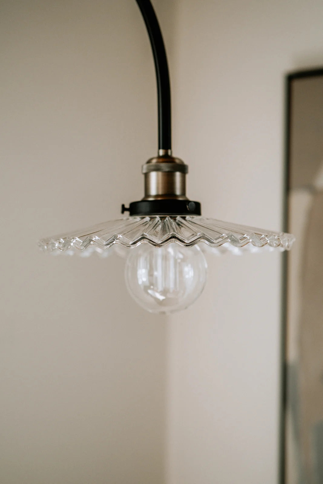 Cobbler 150 – Clear, wall