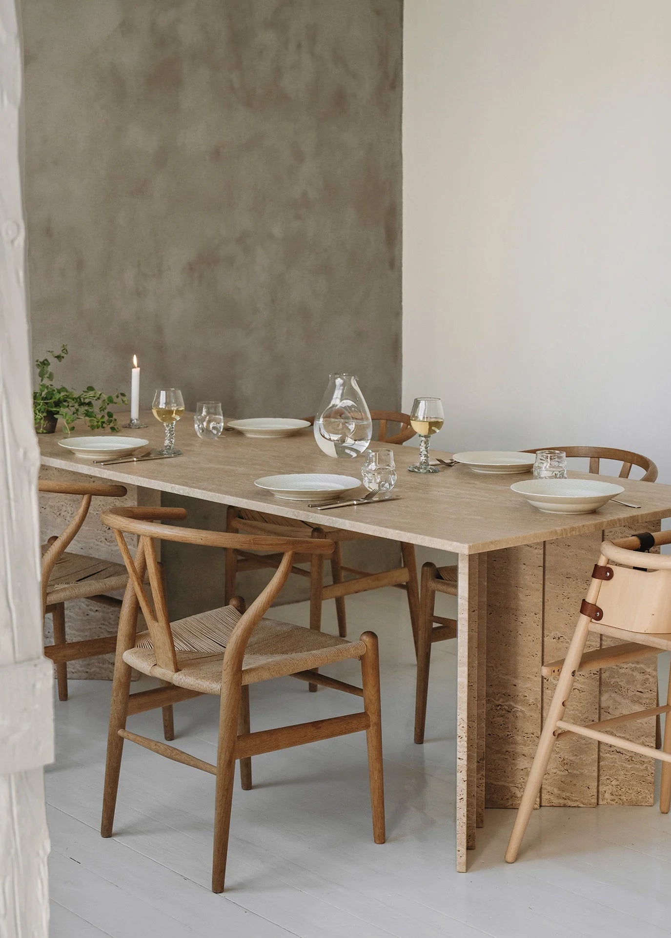 BØLGE | Travertine, Dining table