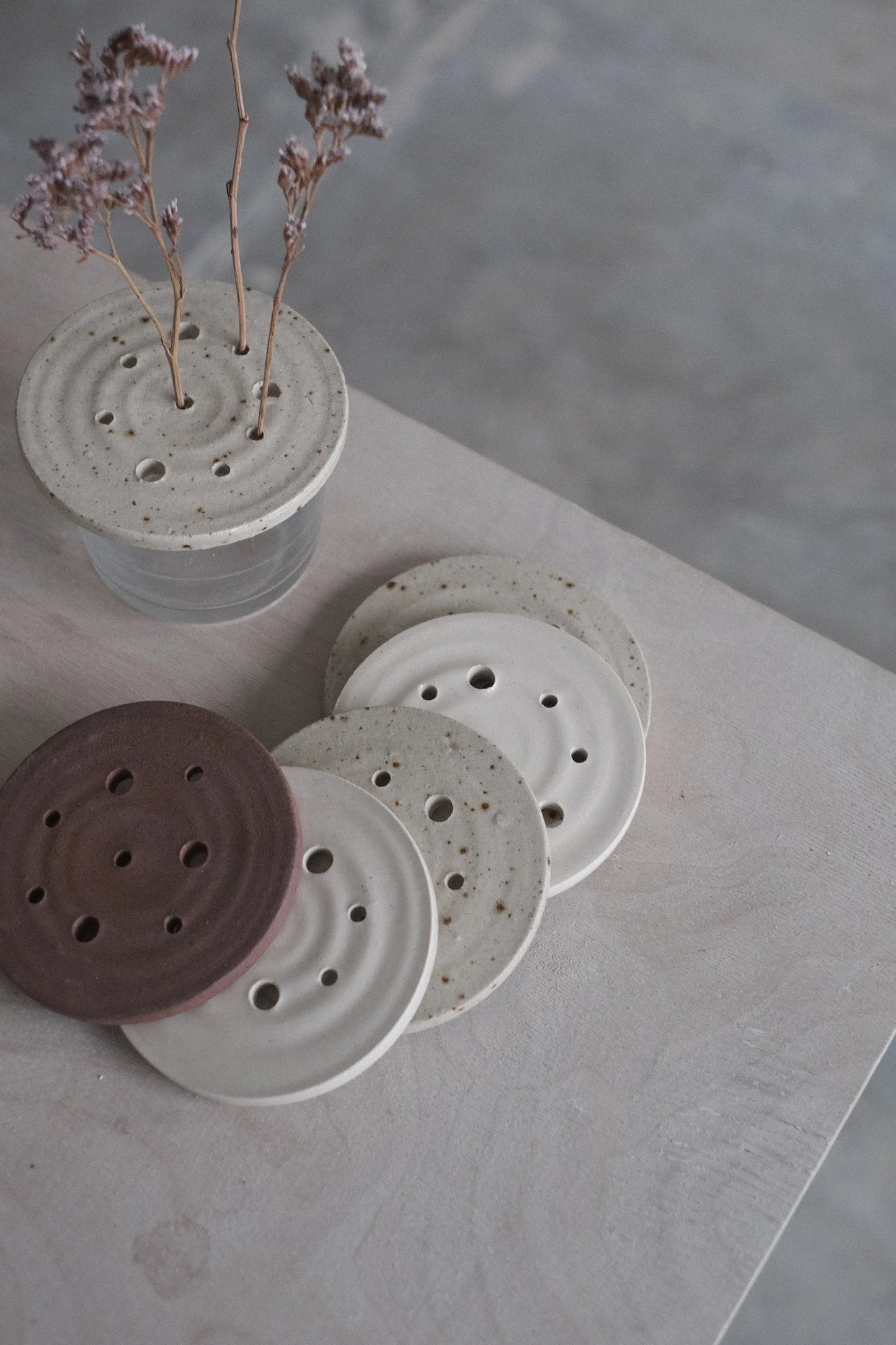 Floral holder «lokk»